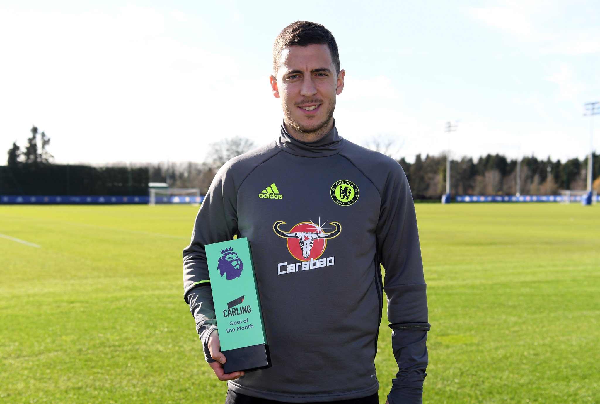 Banyak Trofi, Hazard Butuh Rumah Baru